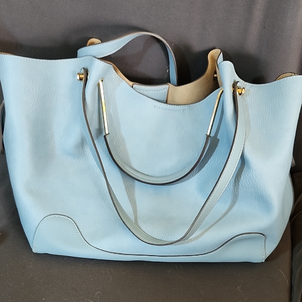 Elegant Like New Sondra Roberts Squared Blue Leather Tote Bag